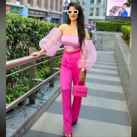 Zara pink satin strapless top with organza balloon sleeves - Picture 2 of 8